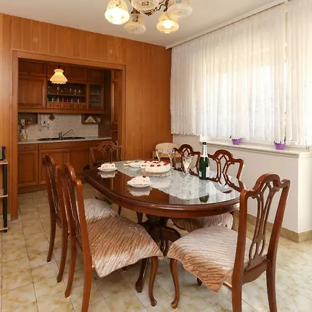 Dan - Mari * Kaštela